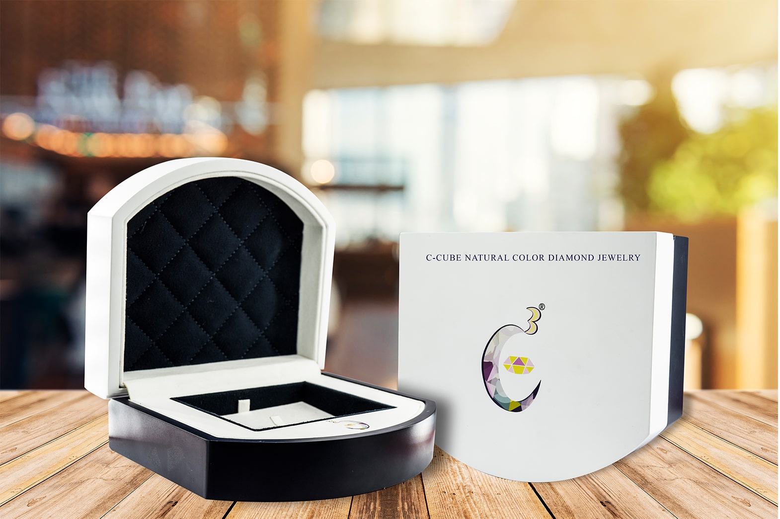 Elegant jewelry packaging