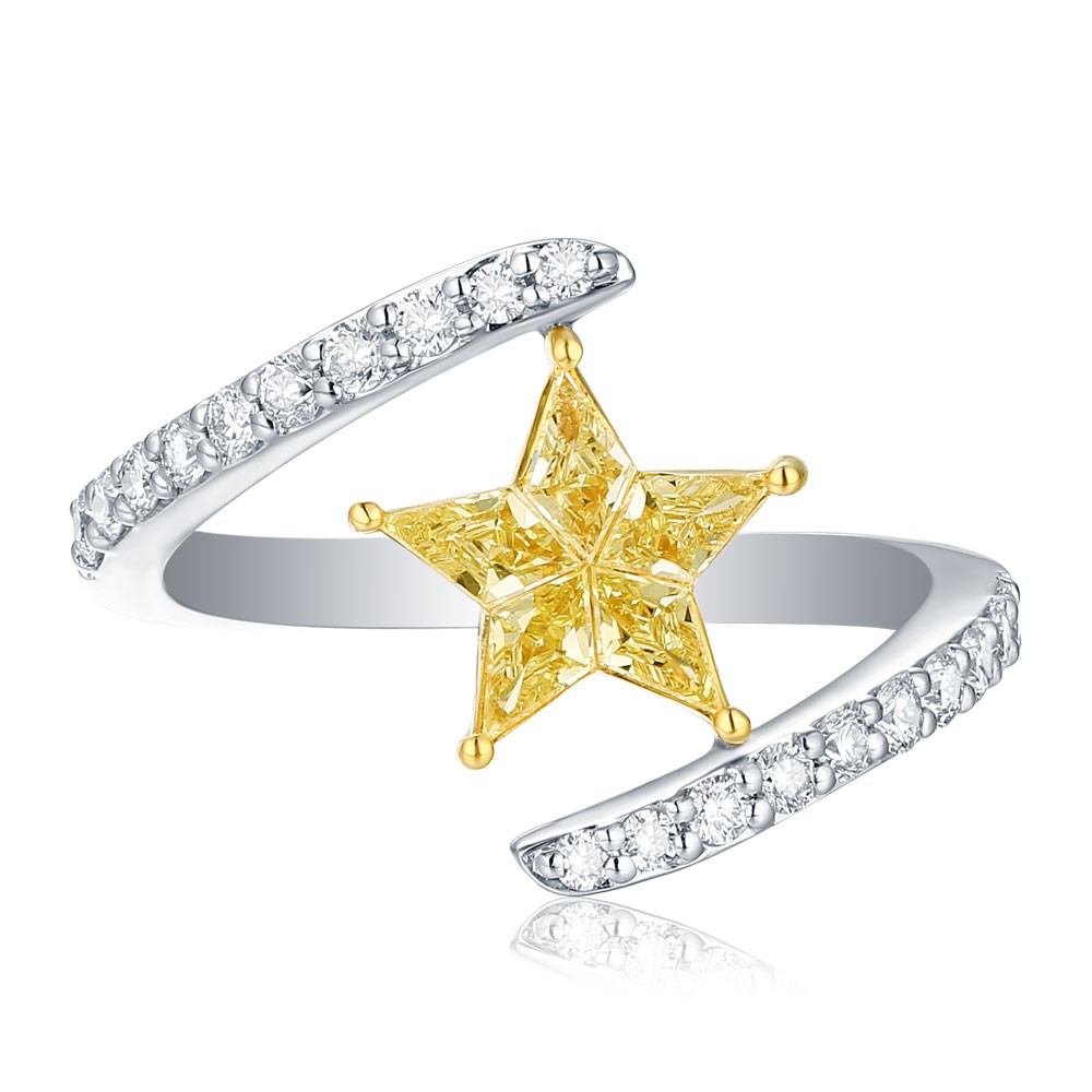 The Star Shaped Diamond Ring with Light Pink Round Diamonds